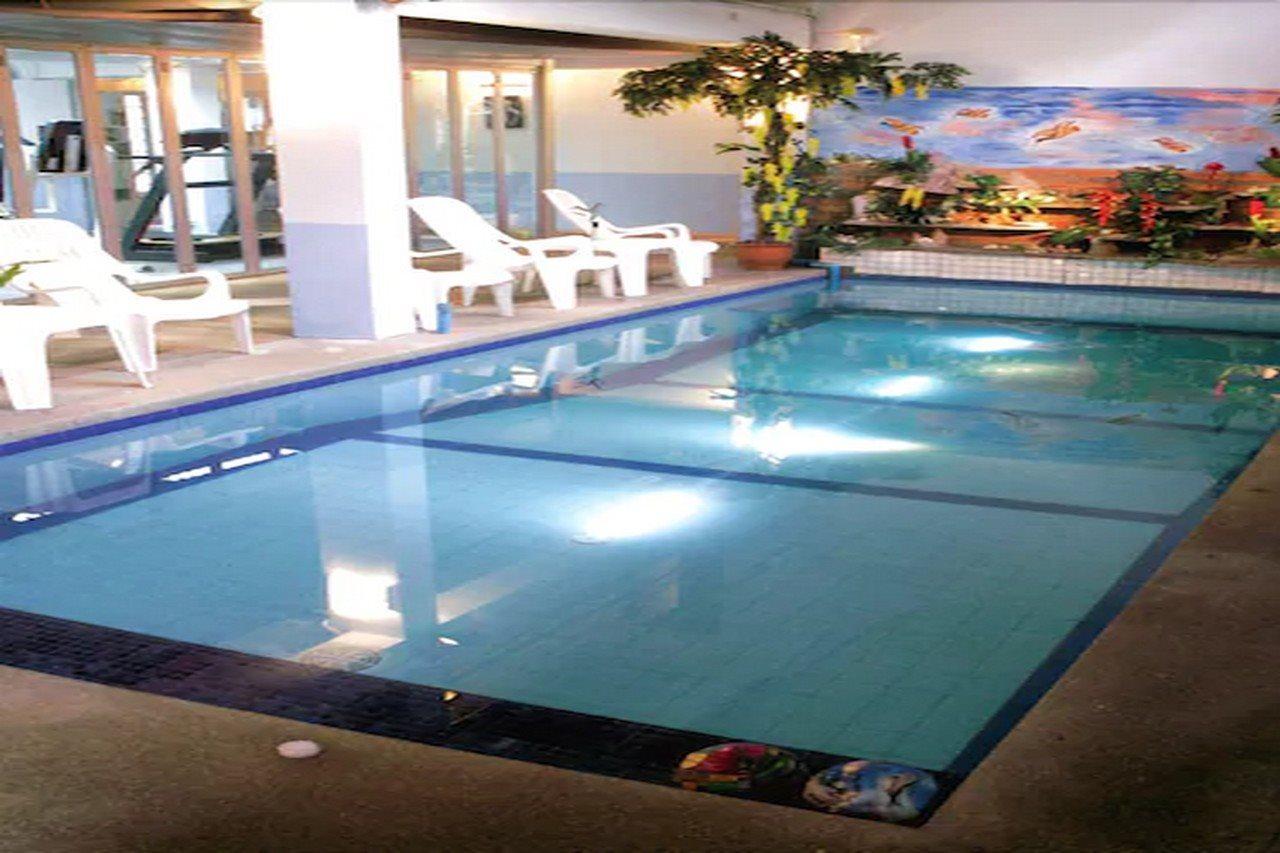 Aquarius Gay Guesthouse & Sauna Patong Bagian luar foto