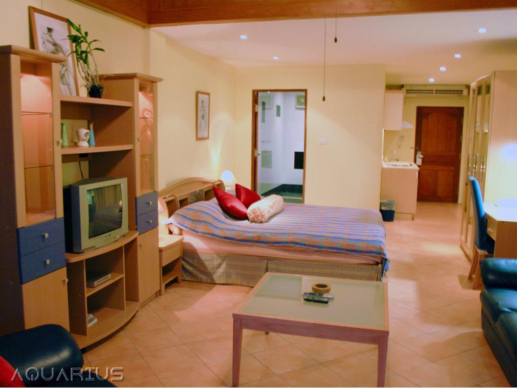 Aquarius Gay Guesthouse & Sauna Patong Bagian luar foto