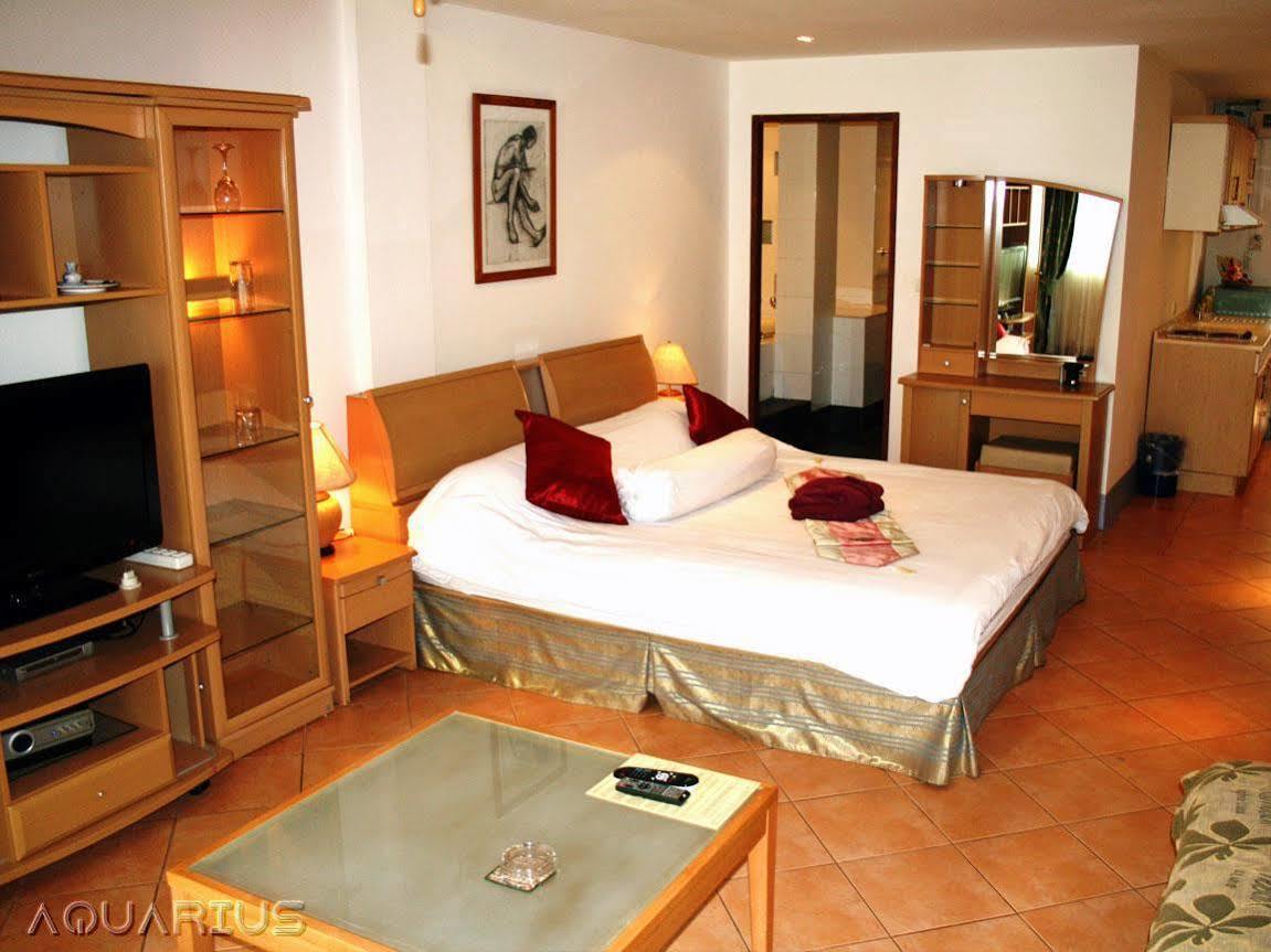 Aquarius Gay Guesthouse & Sauna Patong Bagian luar foto